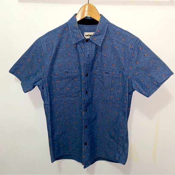 ourCaste - Short Sleeve Denim Button-Up - Picture 5 of 9